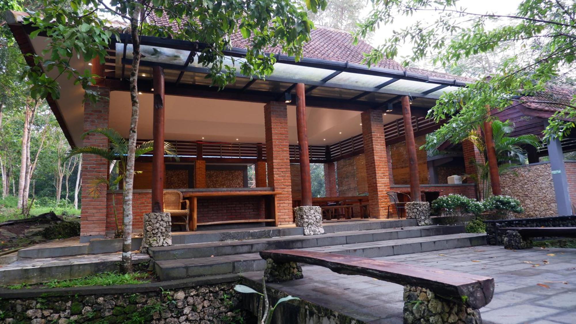 Hau Eco Lodges Citumang Pangandaran Exterior foto